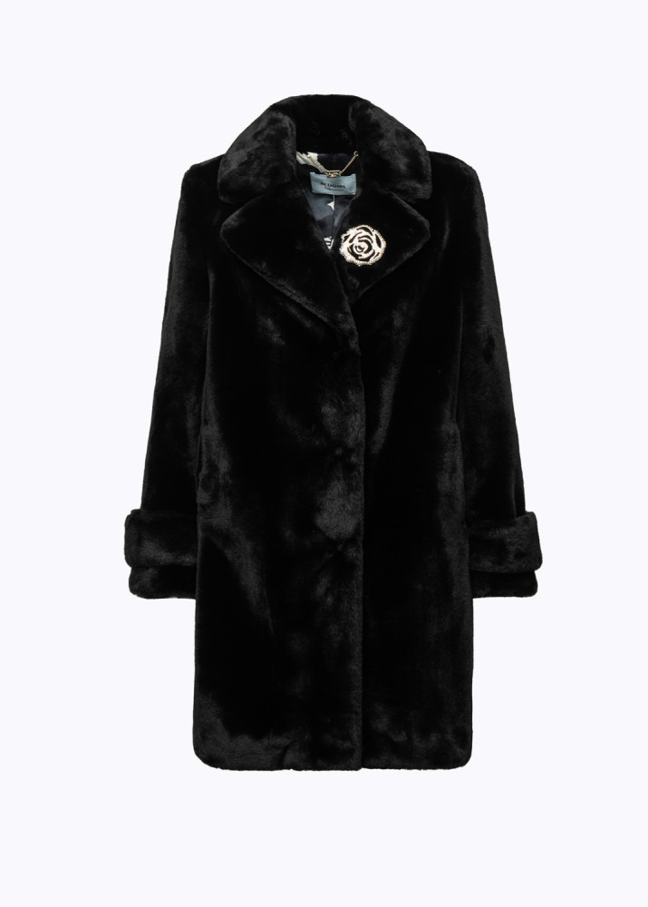 FAUX FUR COAT WITH BROOCH